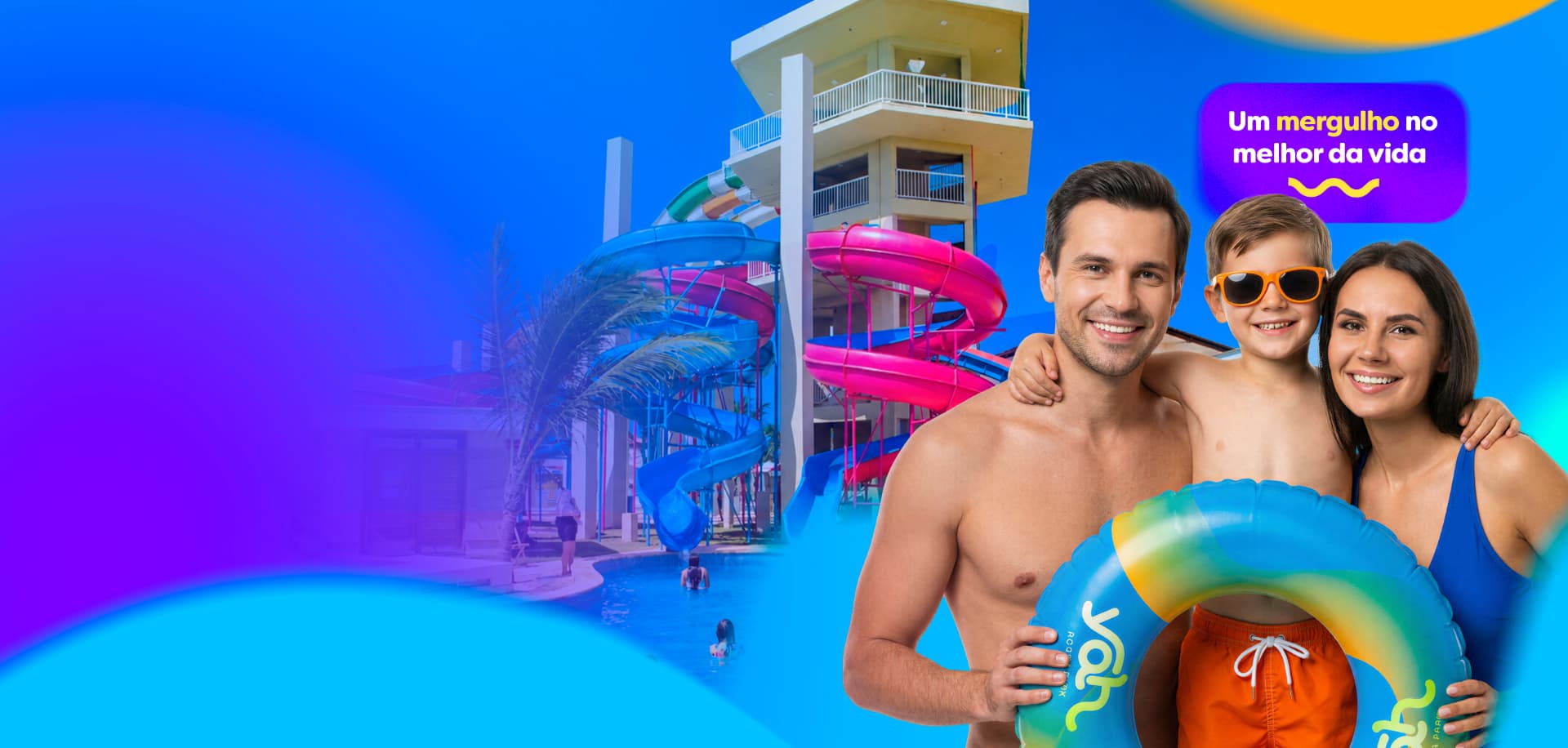 Família se divertindo no Yah Acqua Park